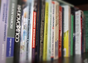 Испокон века книга растит человека. Главное помнить - иная книга ума прибавит, а иная и последний отшибет